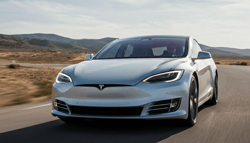 Blog: Tesla FSD dostala na Slovensku zelenú