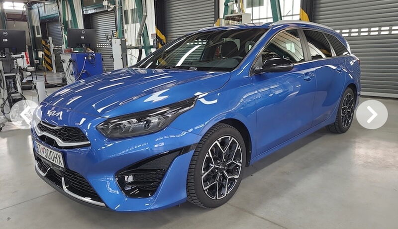 Inzerát: KIA Ceed SW III 1.6 CRDi MHEV 100kW A7 DCT GT-LINE KUP. SR
