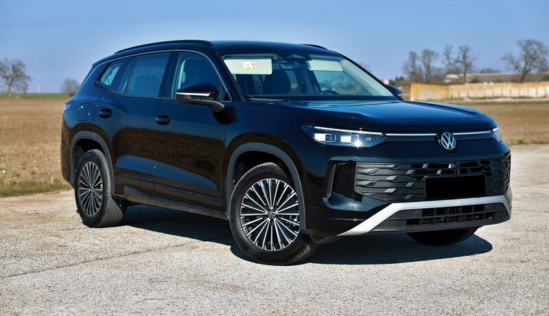 Inzerát: TAYRON 1,5 eTSI 110 Kw 2025 23000km Matrix Kamera 360, 2025