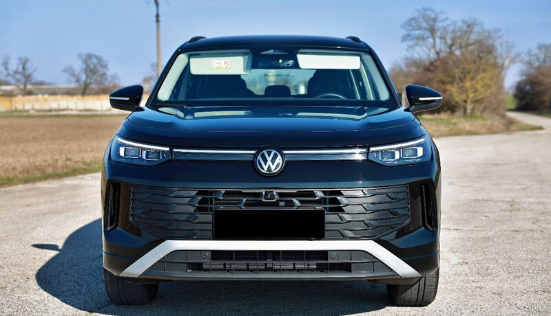 Inzerát: TAYRON 1,5 eTSI 110 Kw 2025 25000km Matrix Kamera 360
