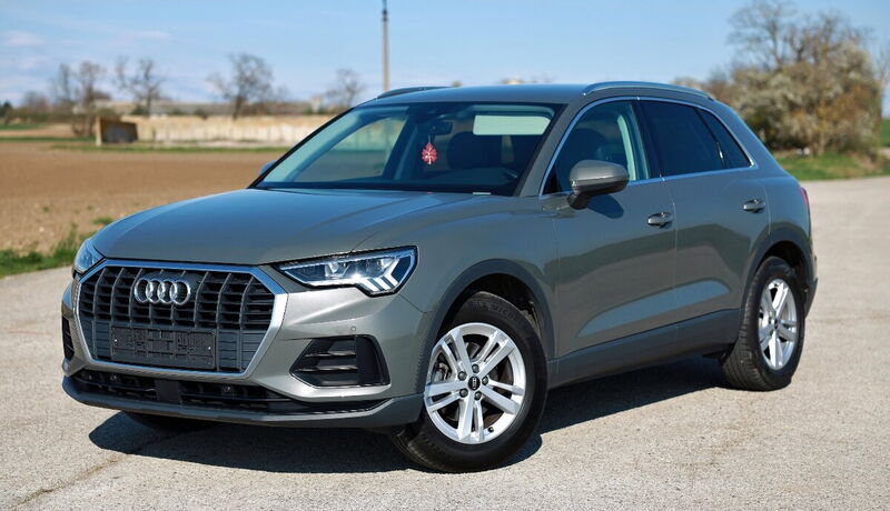 Inzerát: Q3 35 TDI MODEL 2022 110KW 111000KM