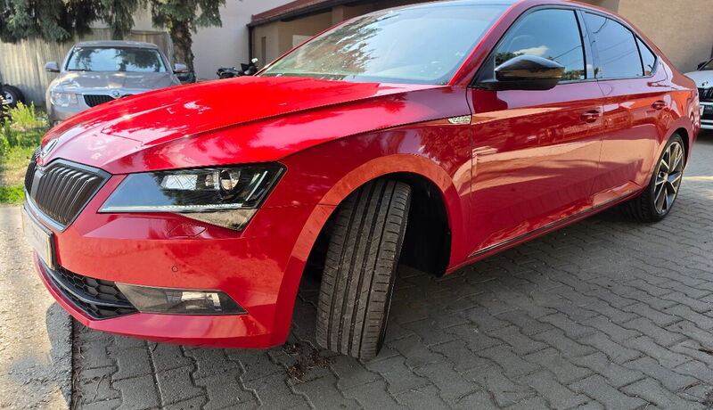 Inzerát: Škoda Superb 2.0 TDI Sportline DSG6 150k sedan (diesel)