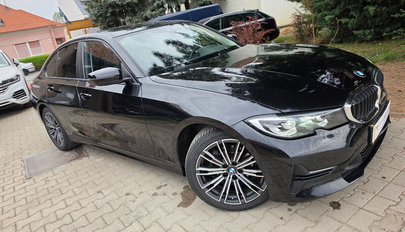 Inzerát: BMW rad 318d 150k A/T8 sedan (diesel)